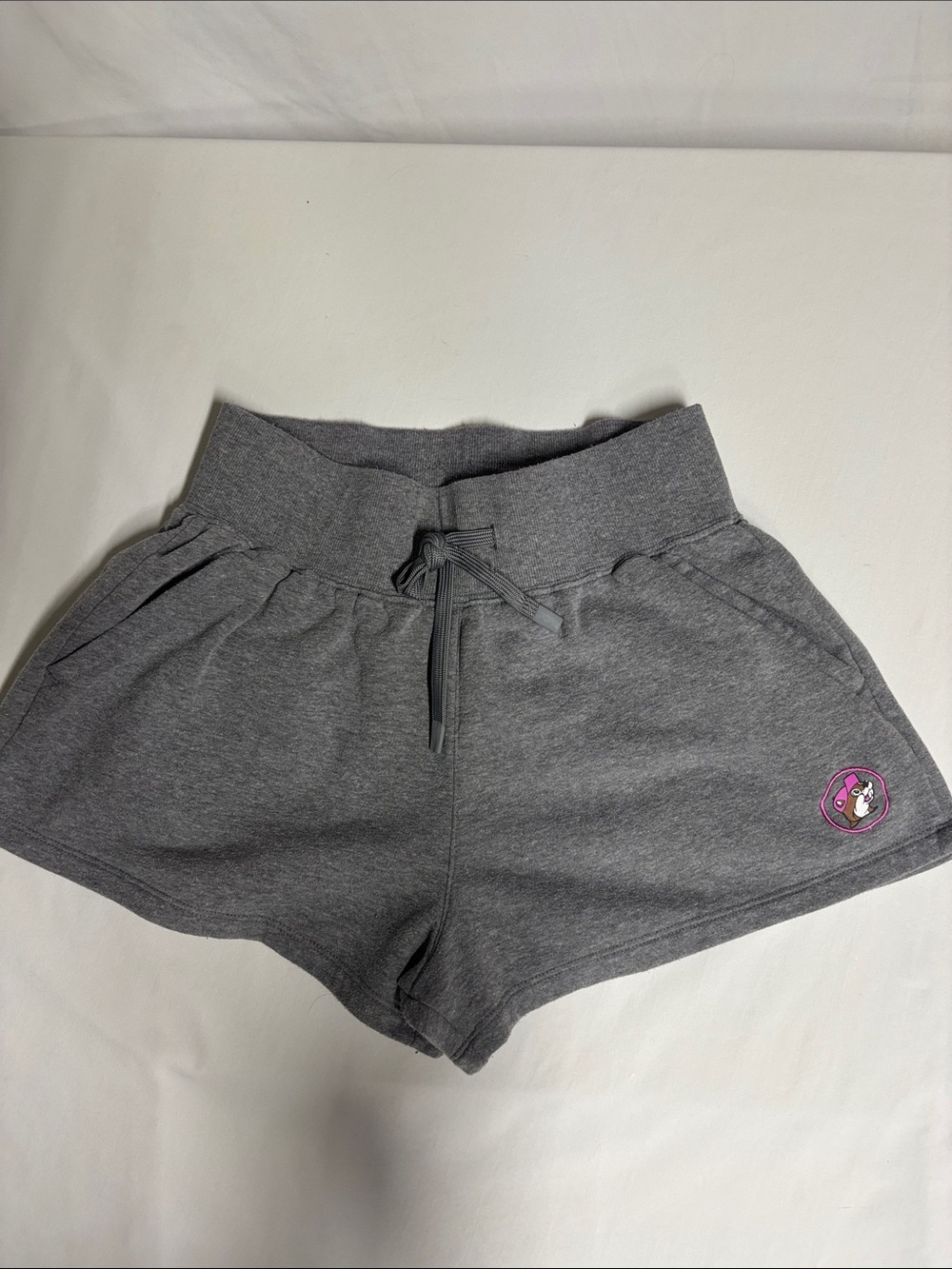 Buc-ee’s Women’s Gray Fleece Lounge Shorts Beaver Logo Size Medium